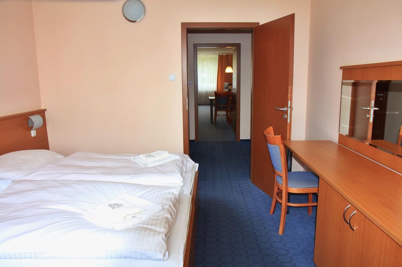 Hotel Rysy Татранска-Штрба Экстерьер фото